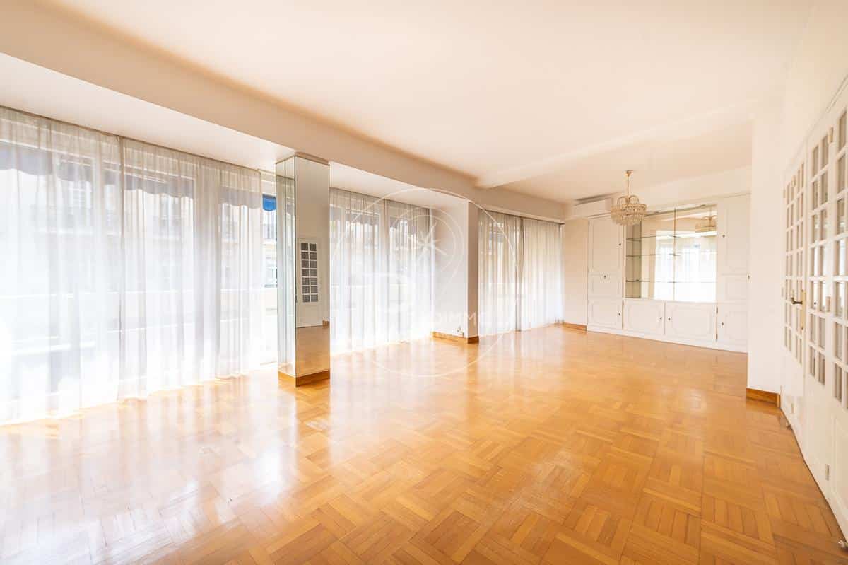 Marseille 8th Périer-Gaston Crémieux Luxury Apartment