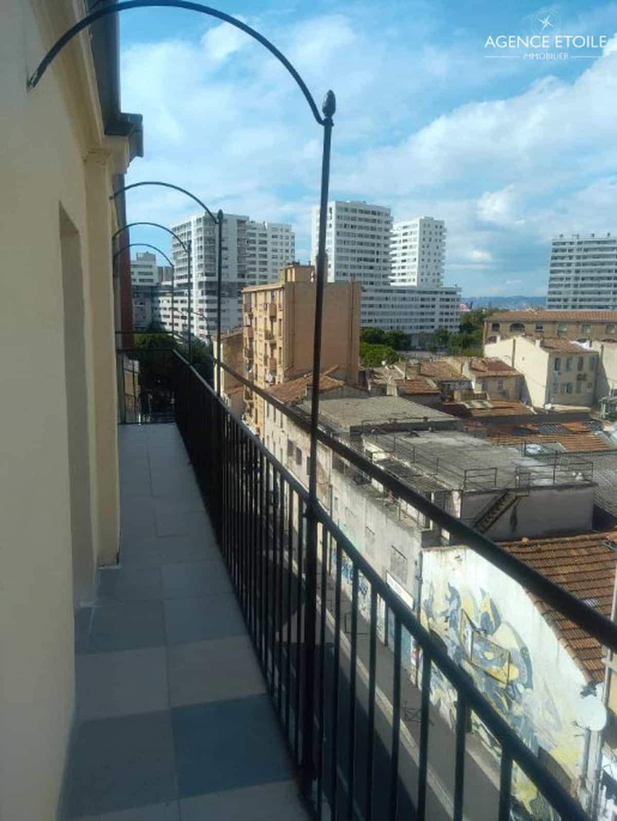 T3-4 with mezzanine clear view, quiet