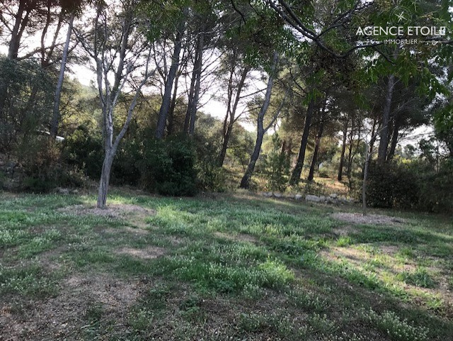 Bastide avec dépendances