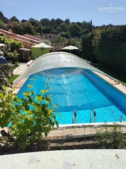 VILLA EN EXCLUSIVITE à JOUQUES 13490