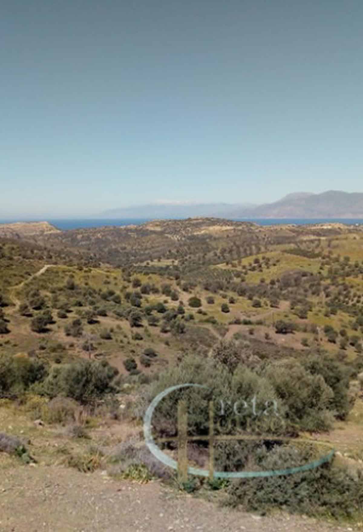 Listaros South Crete Plot with sea view