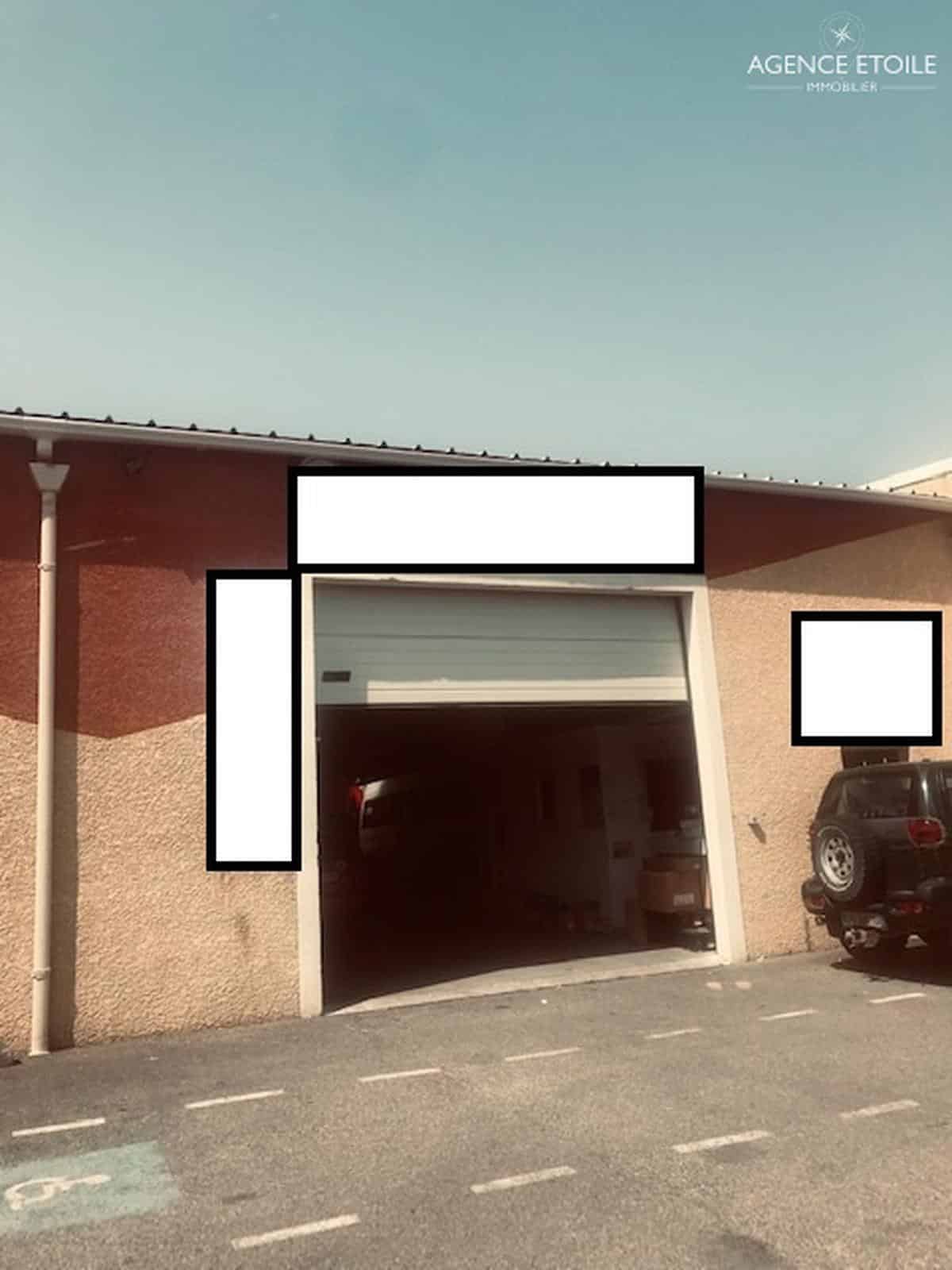 Activity room for rent in Istres