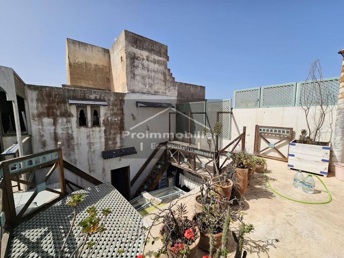 Beau riad authentique de 309 m² terrain de 103m² à vendre à Essaouira avec terrasse privée