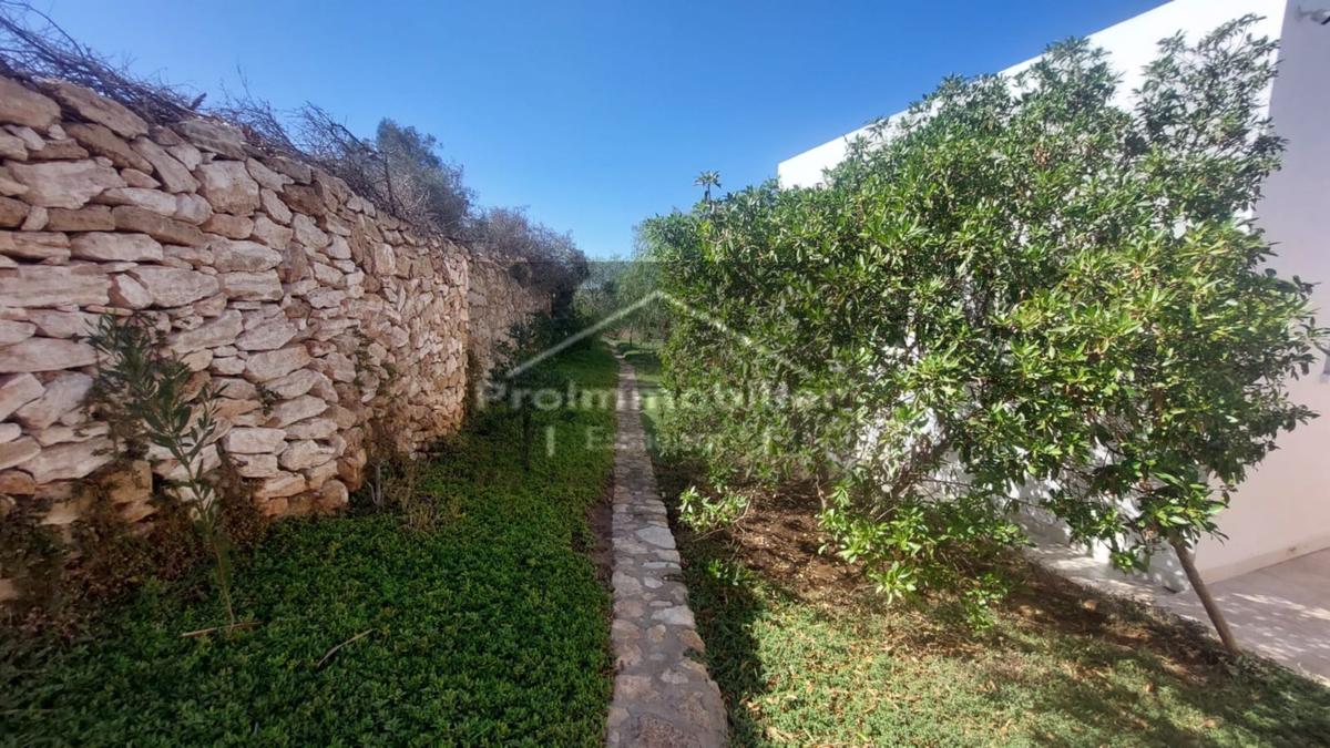 Beautiful House in countryside of 170 m² for sale in Essaouira Land of 10000 m² without AVNA