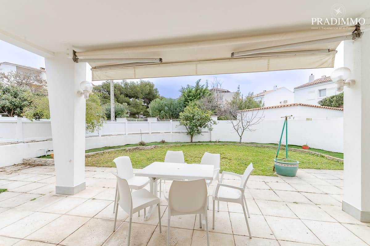 159 m2 Villa type 5 with Marseille garden and terrace