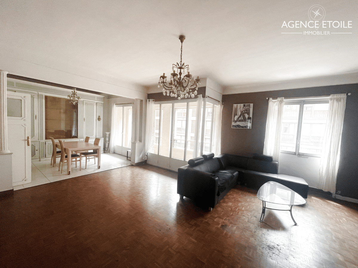 Marseille 2nd Building Pouillon Apartment T4