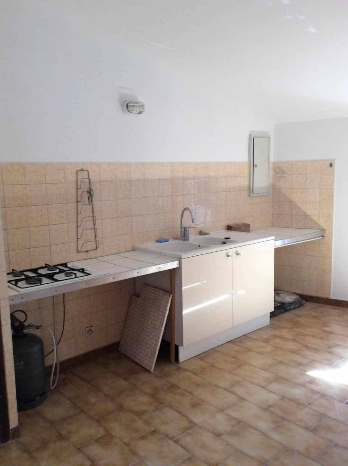 Apartment T2 – Simiane -collongue