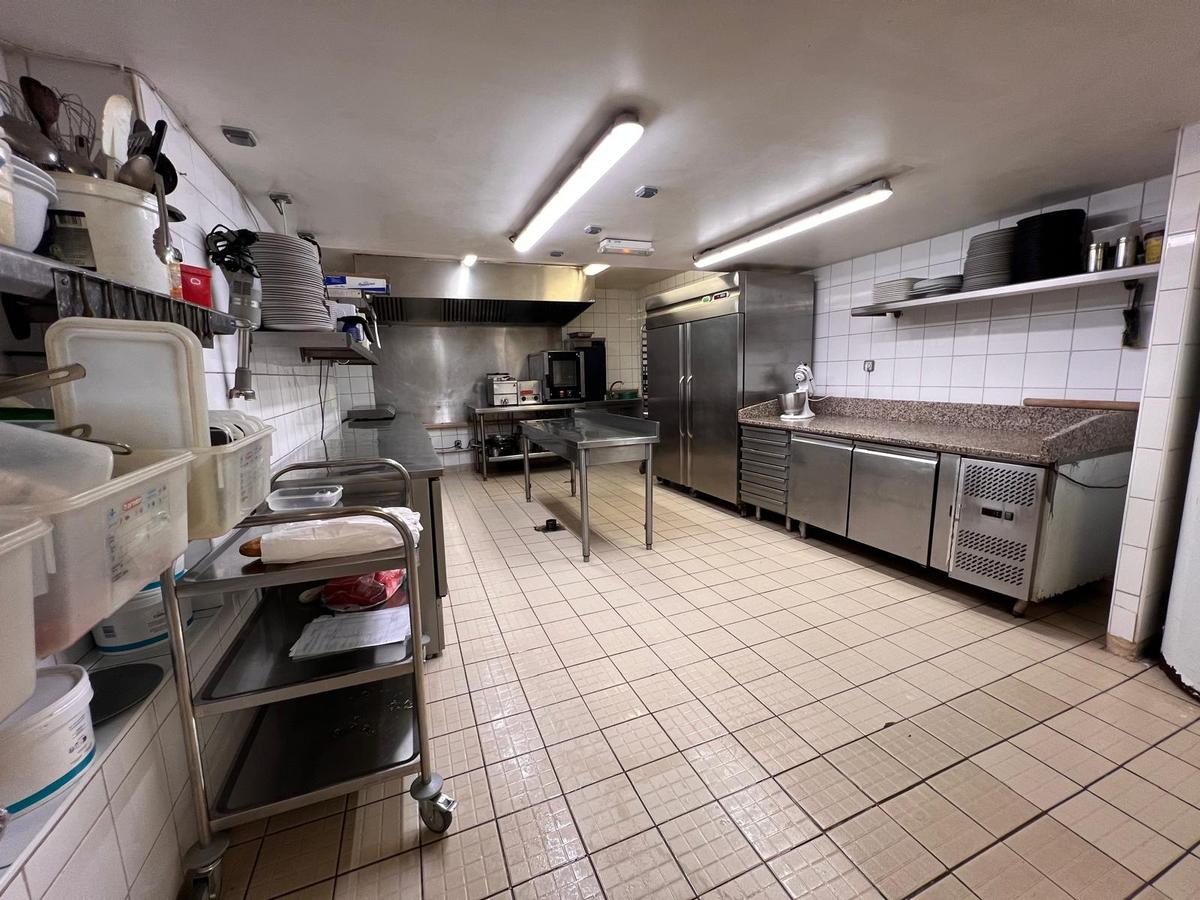 Walls and funds – Marseille La Rouviere – 13009 – Restaurant