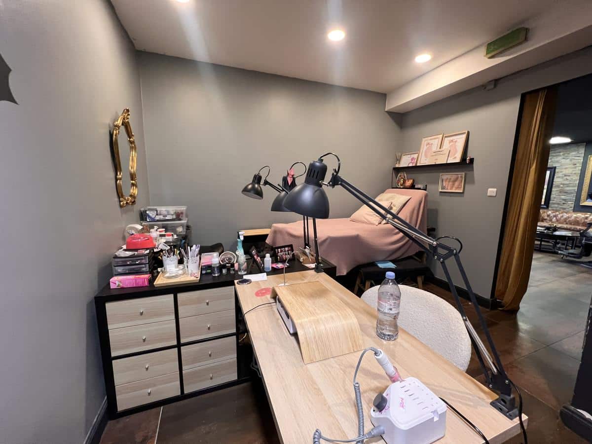 Business Business Salon / Tattoo / Aesthetics