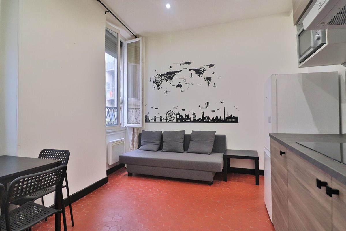 Immeuble R+4 – 15 LOTS – 702 m2 – RUE FLEGIER 13001 MARSEILL