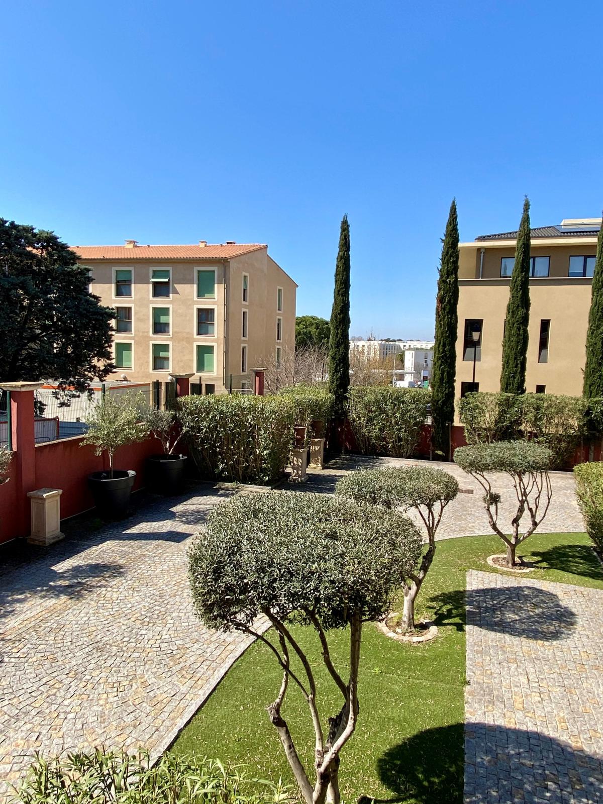 Aix Studio meublé et récent Chemin des floralies