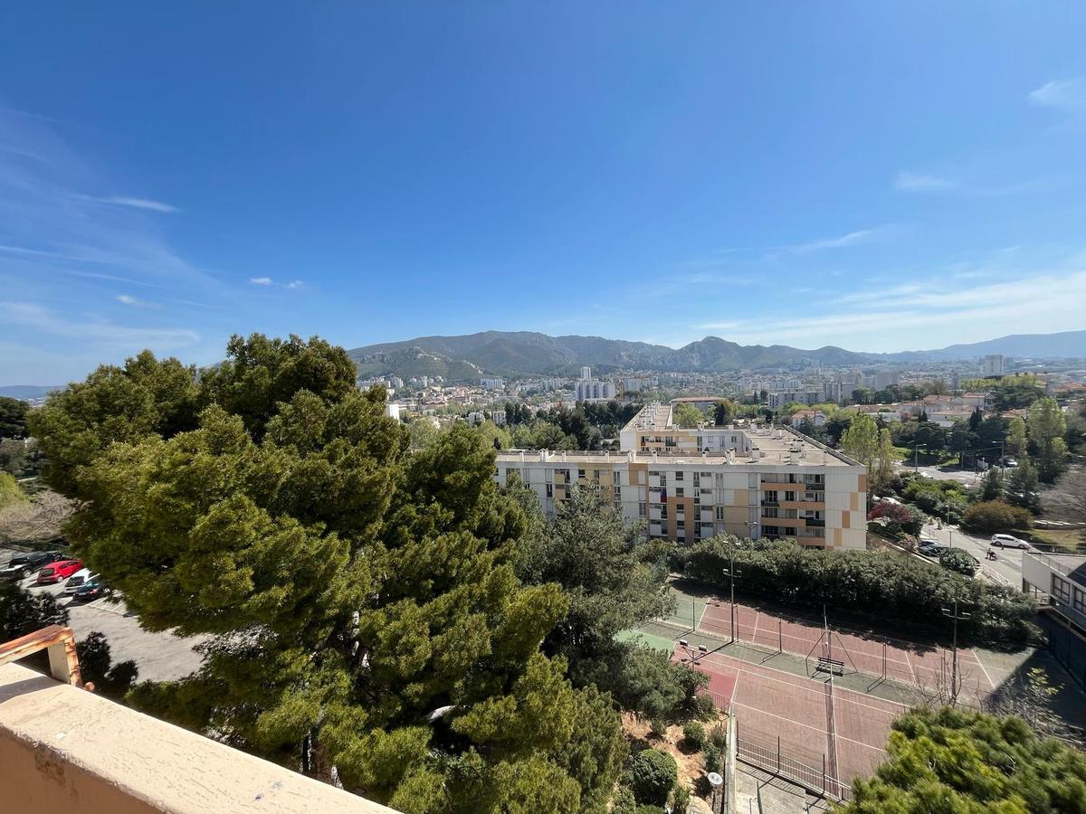 Marseille 11ème appartement T3 avec extérieur