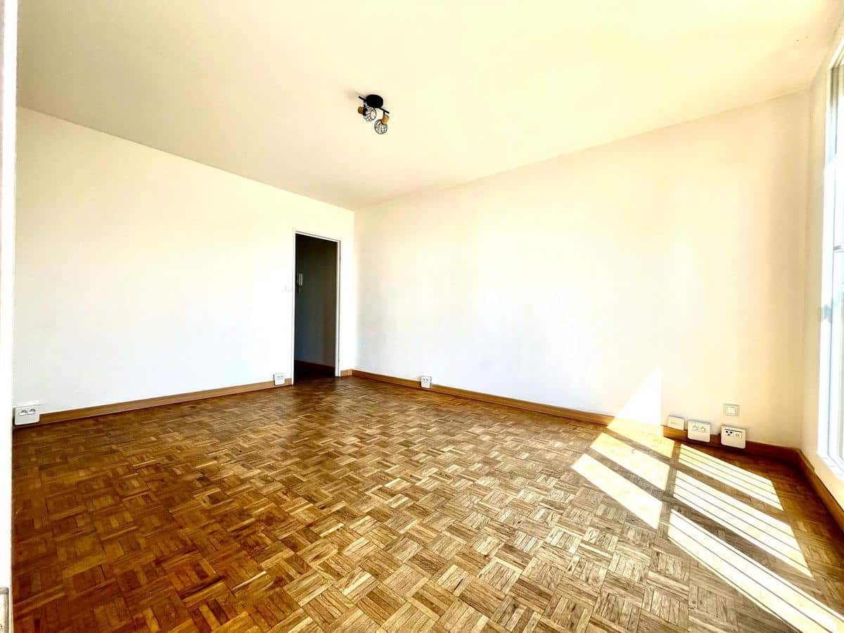 Marseille 11ème appartement T3 avec extérieur