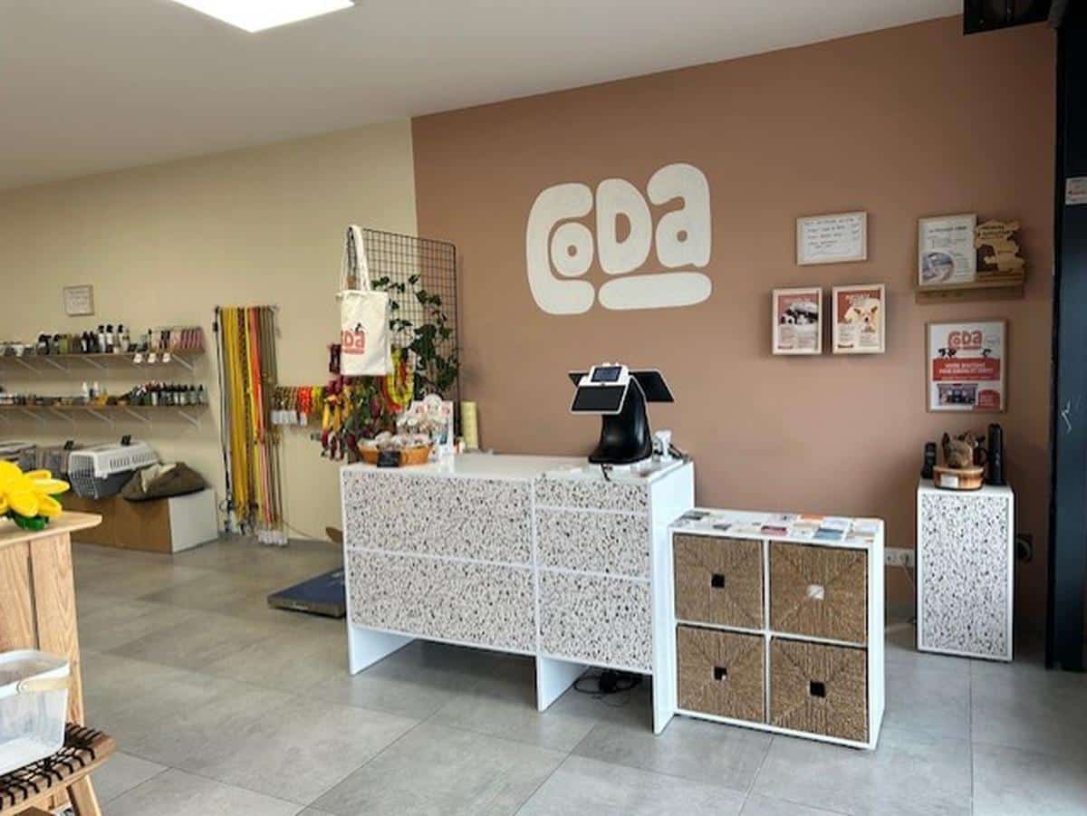 67m2 commercial premises for rent in Lançon-Provence