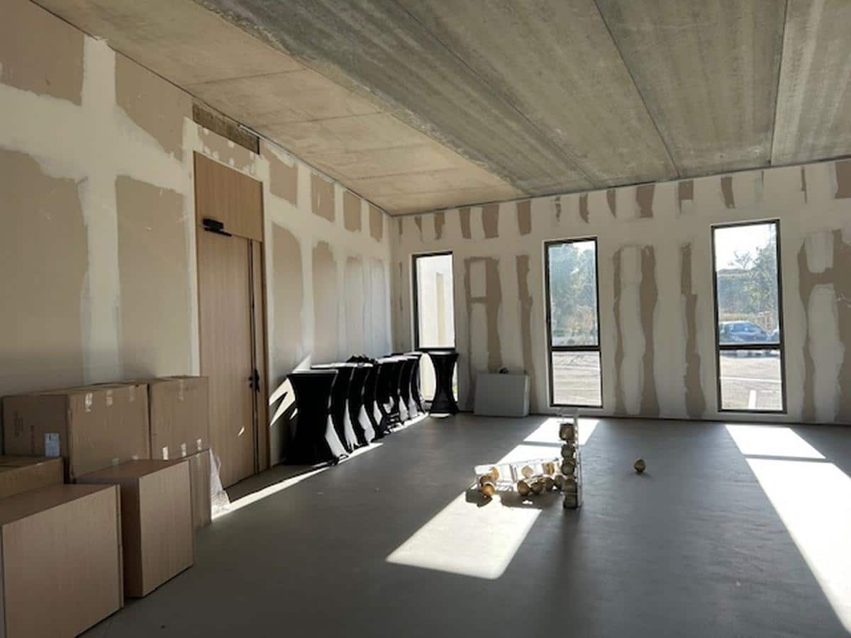 New 196m2 offices for Rent Lancon-Provence