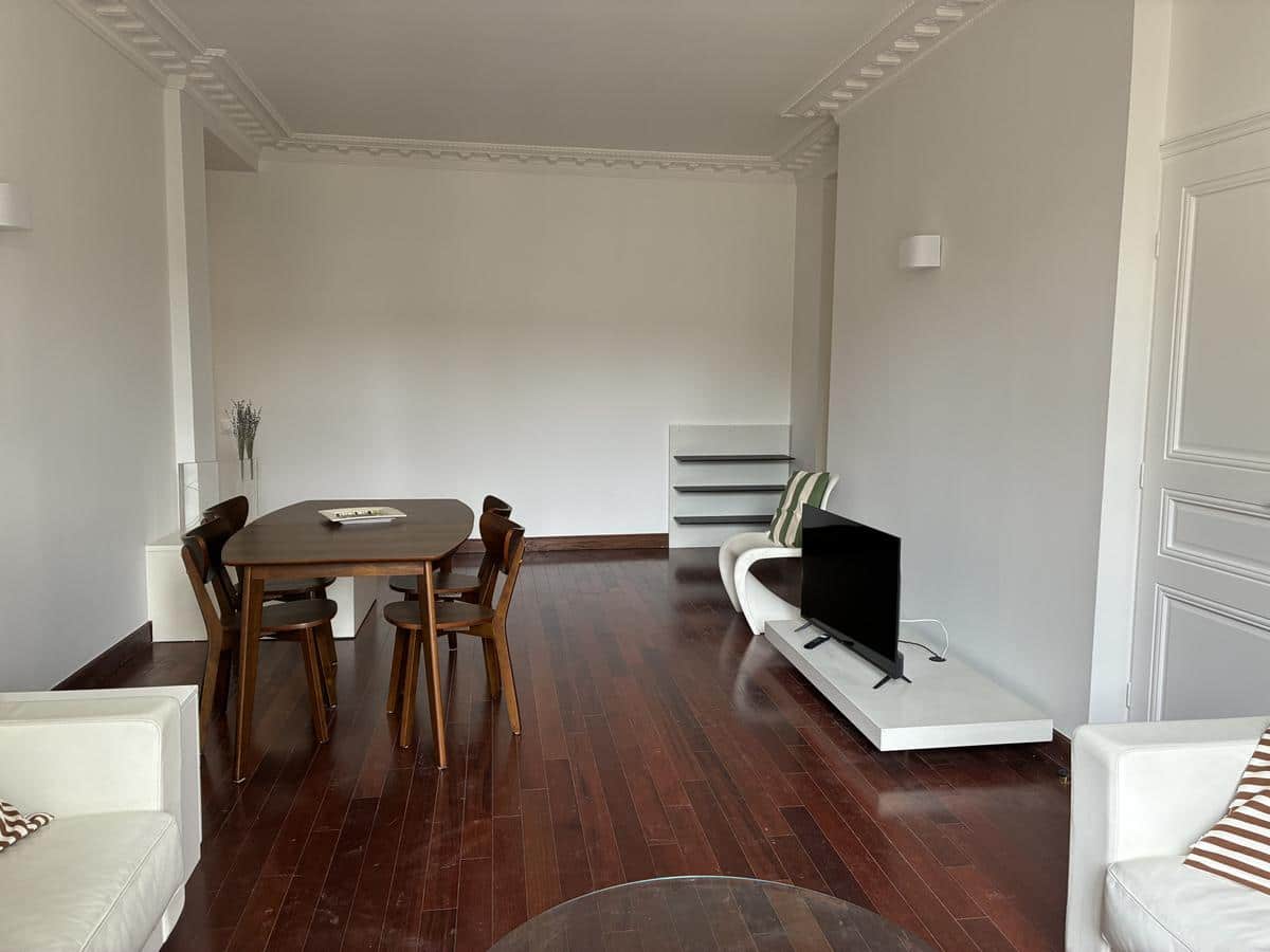 2nd PLACE VENDOME / RUE DES CAPUCINES: RENOVATED APARTMENT