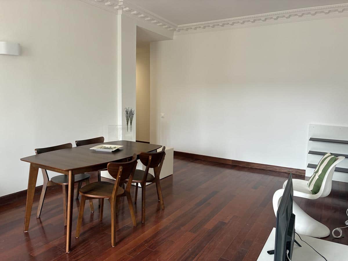2nd PLACE VENDOME / RUE DES CAPUCINES: RENOVATED APARTMENT