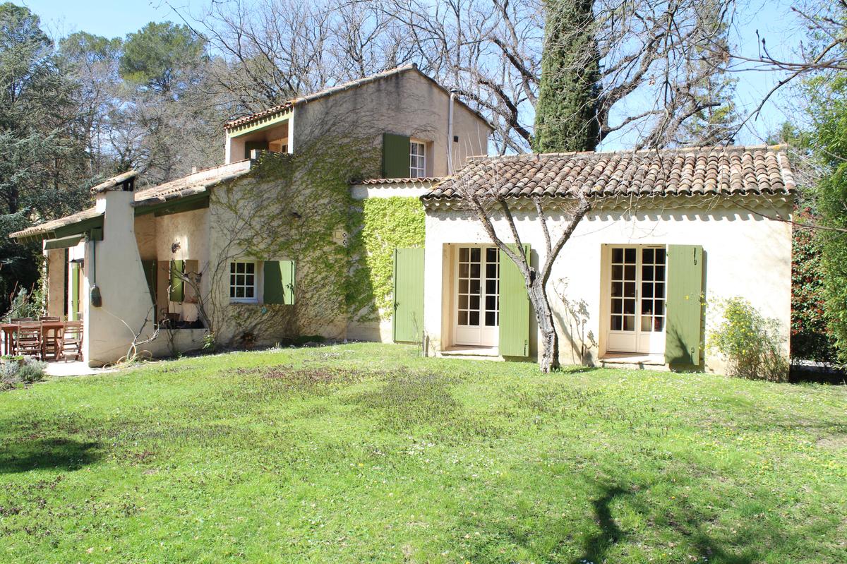 Beautiful villa with swimming pool and garden sports on a private estate
