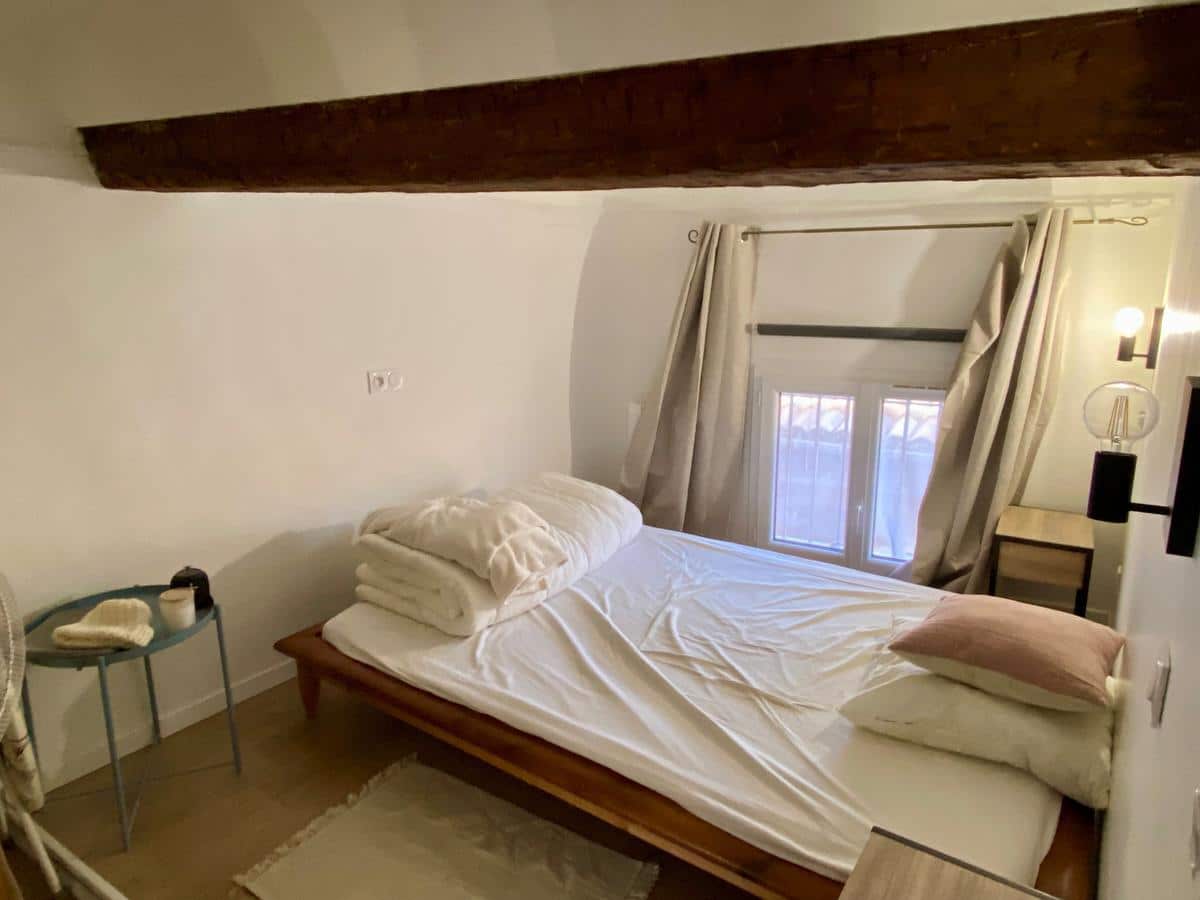 Duplex meublé avec chambre dans le centre-ville