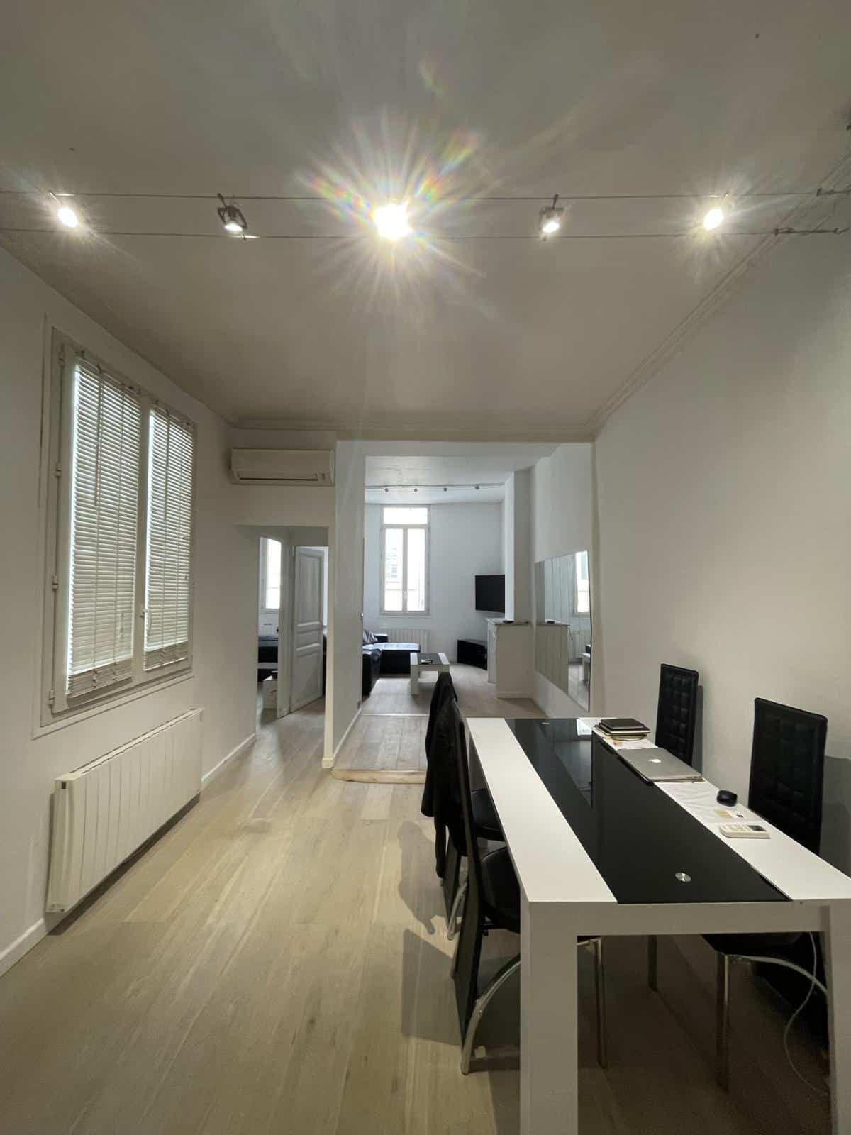 Aix-en-Provence centre-ville – T2 meublé 63.96 m2