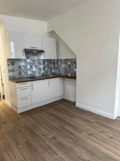 8th Elysée Palace/ Rue Duras: STUDIO FOR SALE