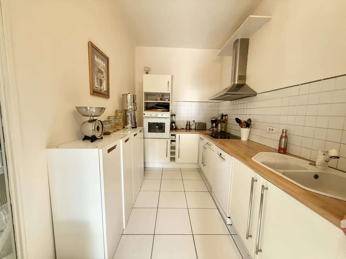 Marseille 8th apartment