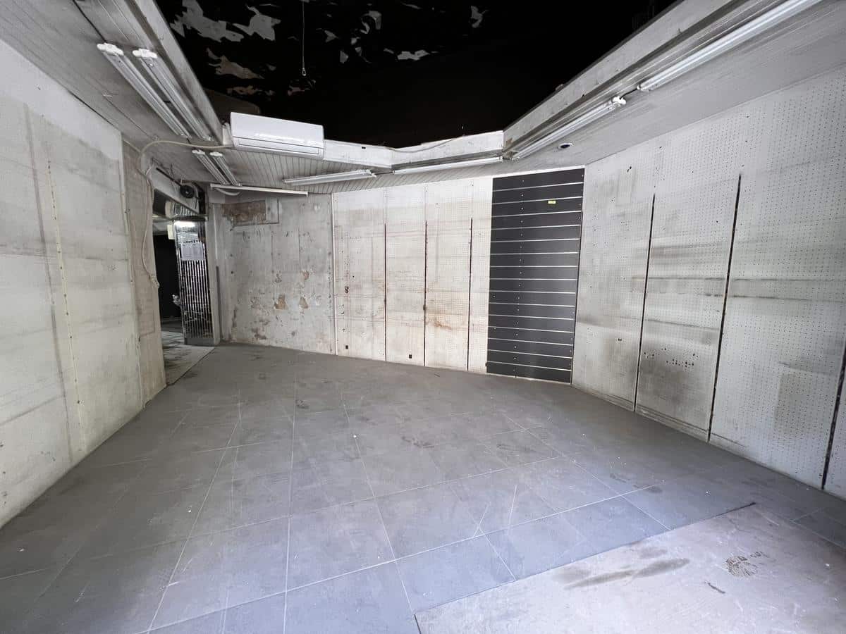 À LOUER Local commercial / professionnel 46,2 m2 Cours