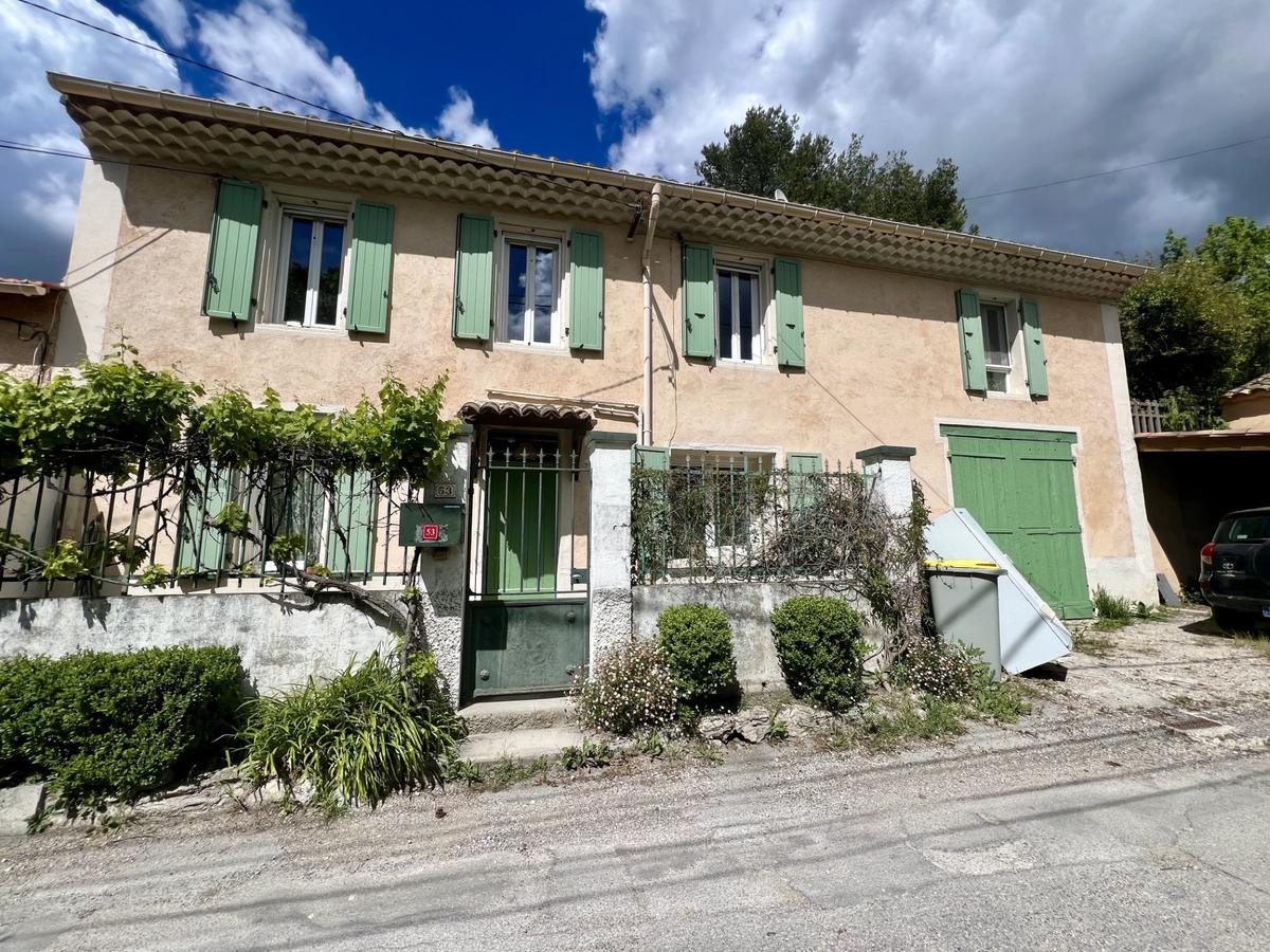 Large family house of 143m2 with garden on 1000m2 of t