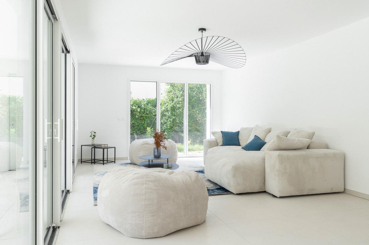 MARSEILLE 8EME T5 REZ DE JARDIN PROX MER 1 199 000 EUROS