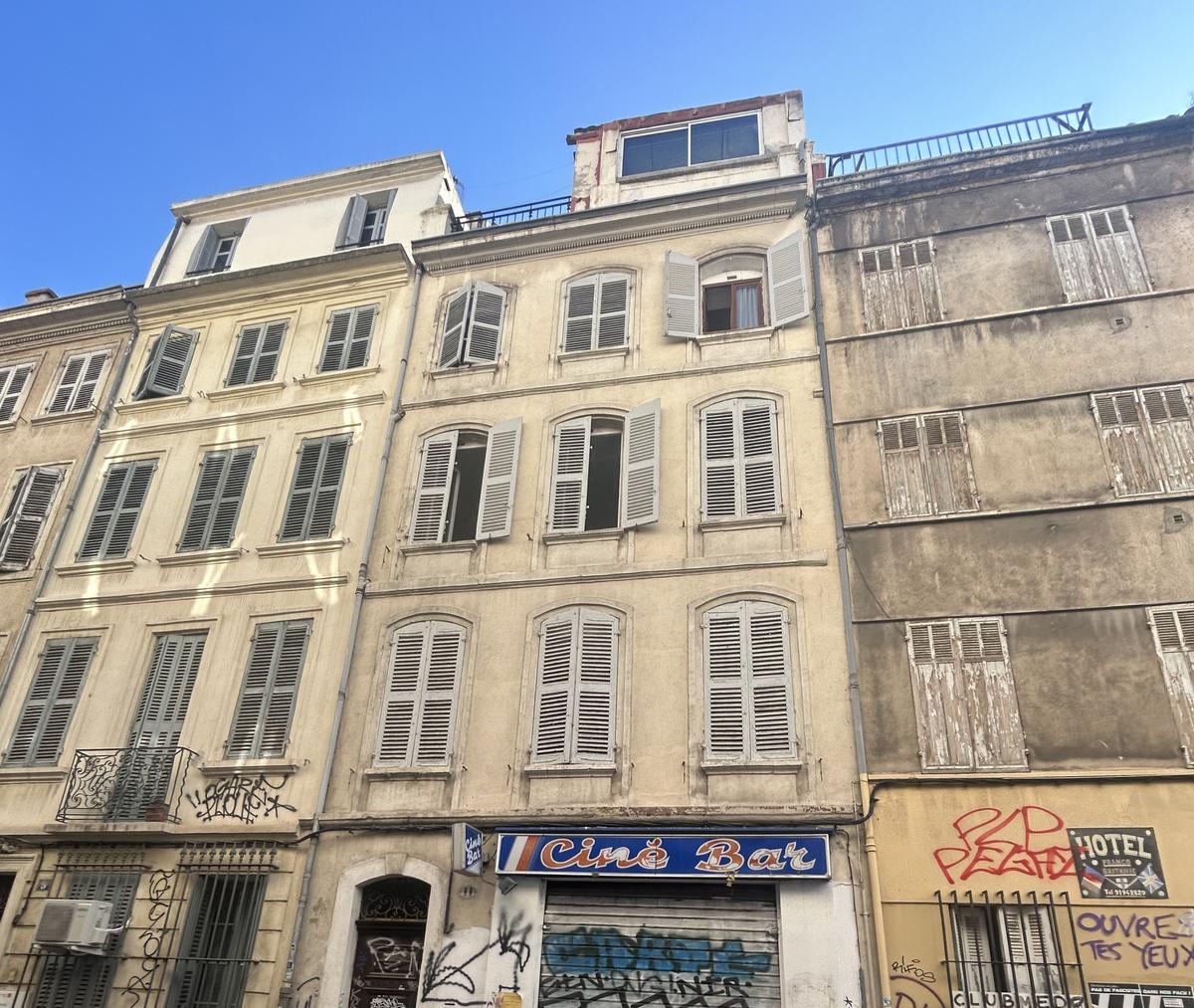 EUROS MARSEILLE 1ER QUARTIER THIERS IMMEUBLE 549 000 EUROS