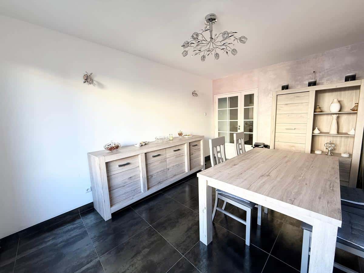 Type 3 de 58 m2 + véranda de 13,56 m2 Marseille 14ème