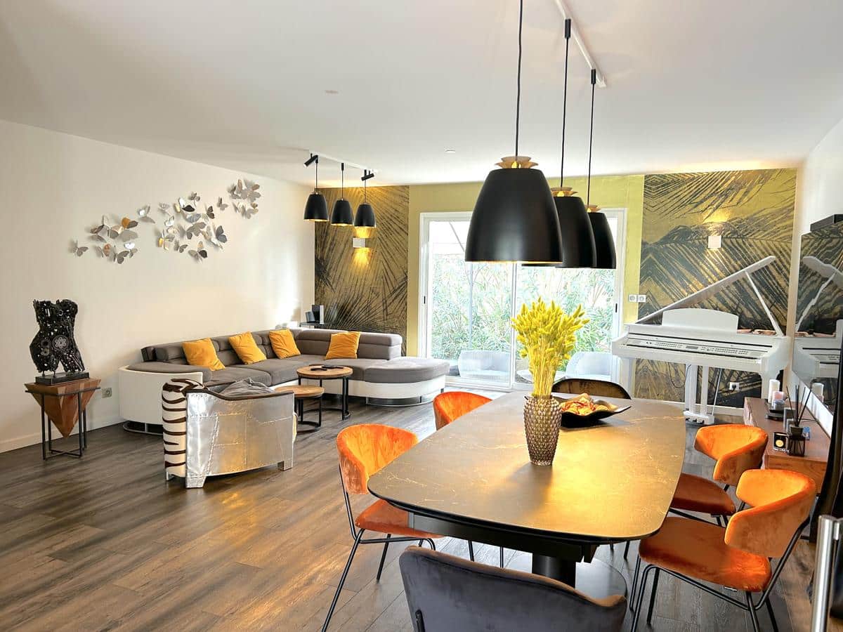 Pretty villa T5 for sale in Entressen