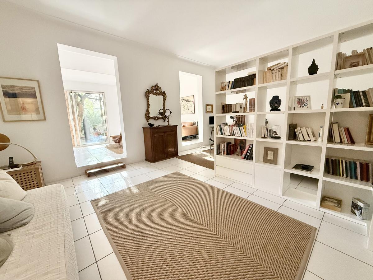 Marseille 8th apartment