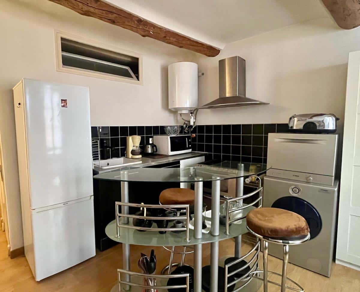 Aix-en-Provence – Furnished studio