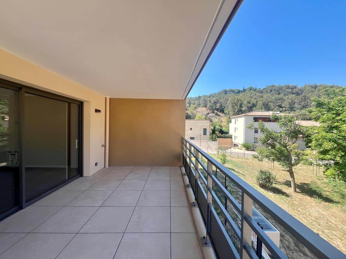 Aix-en-Provence – 1-bedroom apartment with terrace and parking space in the basement