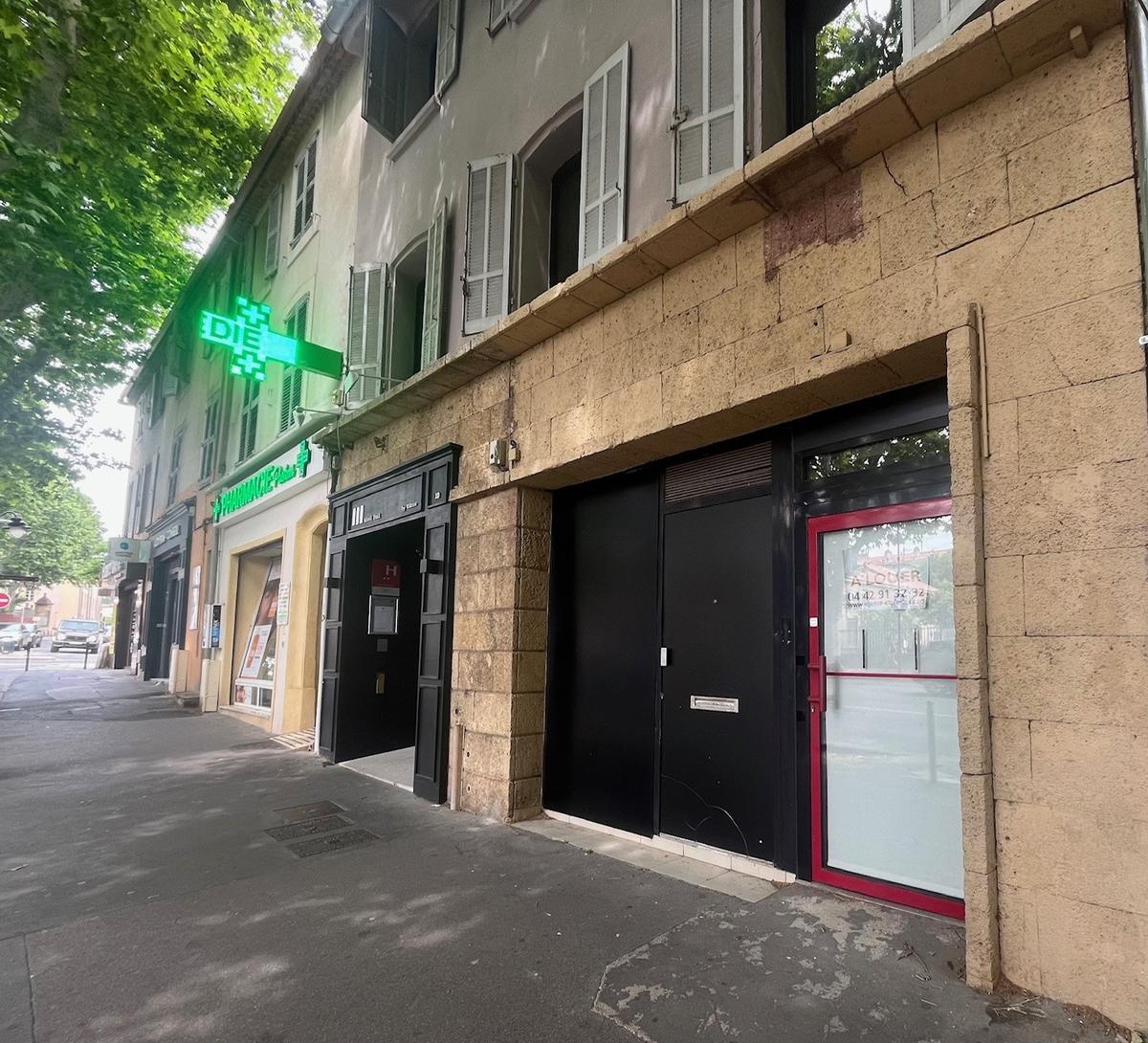 Premises – 91.44m2 – Aix-en-Provence