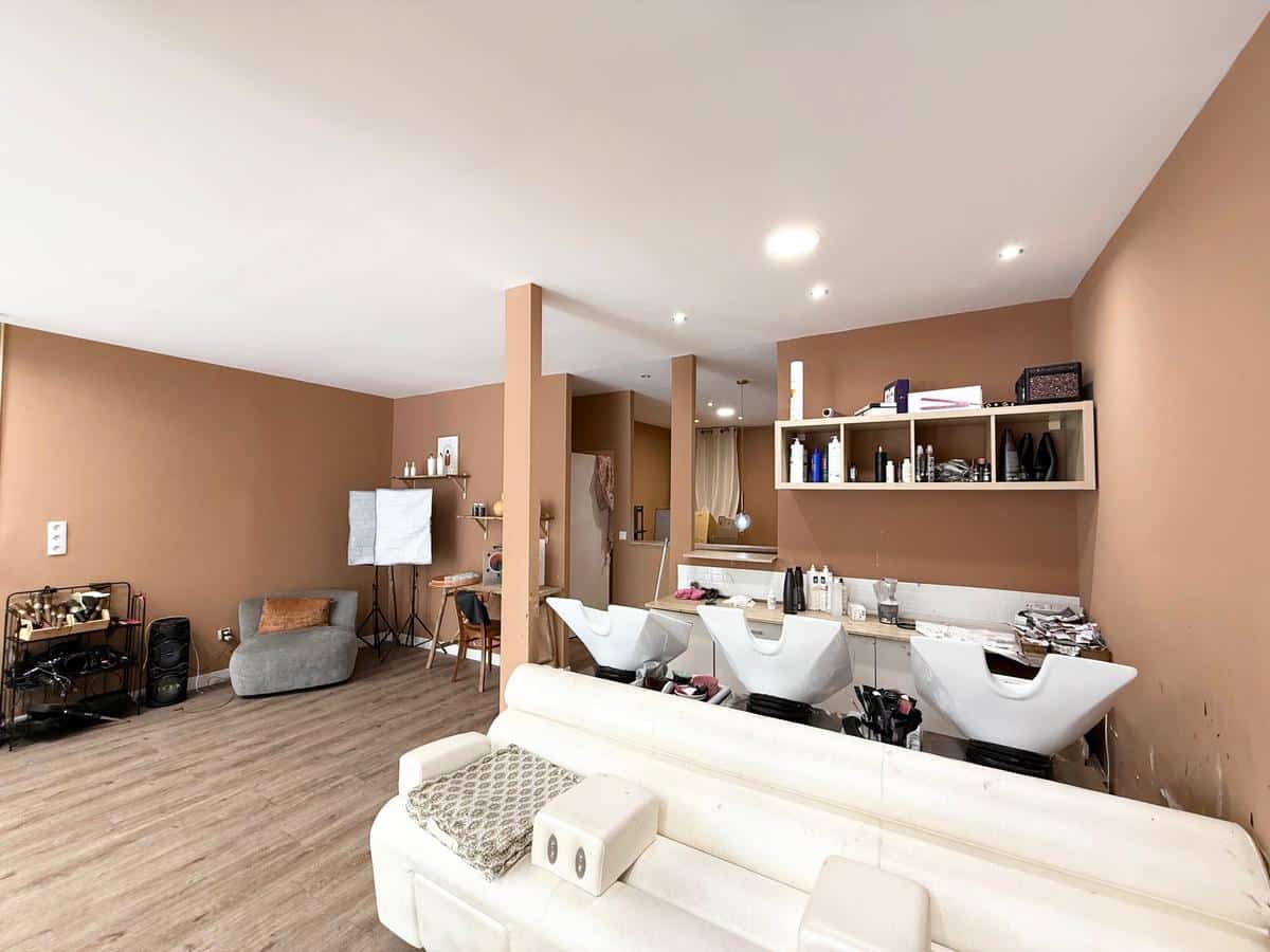 80 m2 commercial premises Aubagne