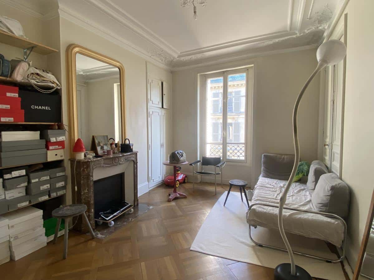10ème REPUBLIQUE/RUE DU CHÂTEAU D’EAU : APPARTEMENT FAMILIAL
