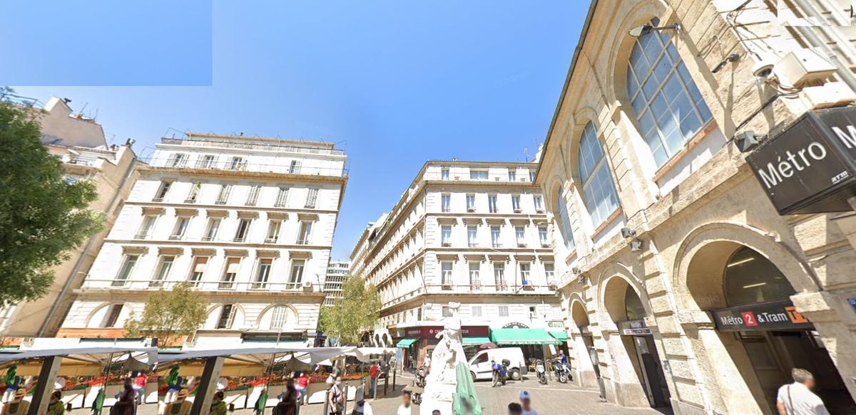 Type 2 of 35 m2 Marseille 1st to renovate