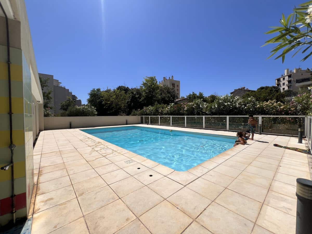 Type 2 MARSEILLE 13th recent residence with swimming pool