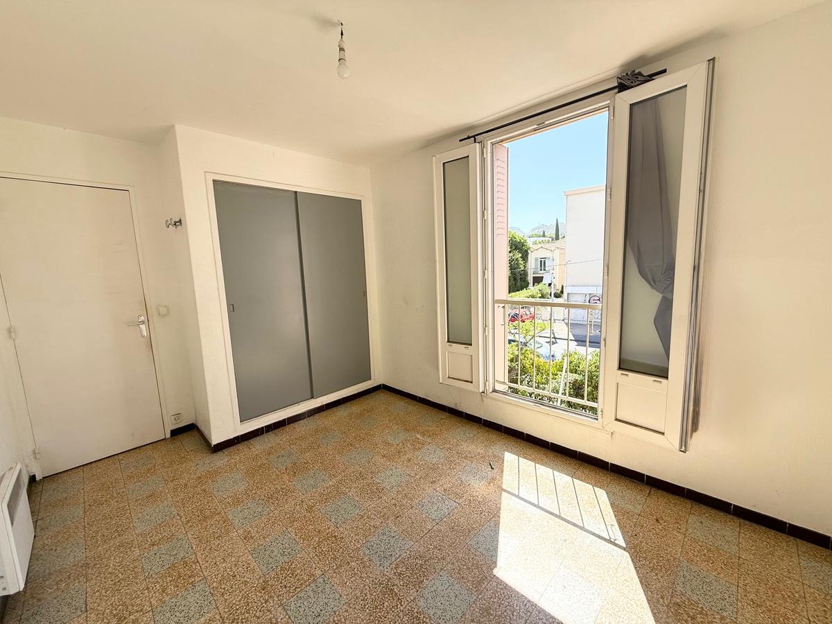 Type 3 of 54 m2 Marseille 9th