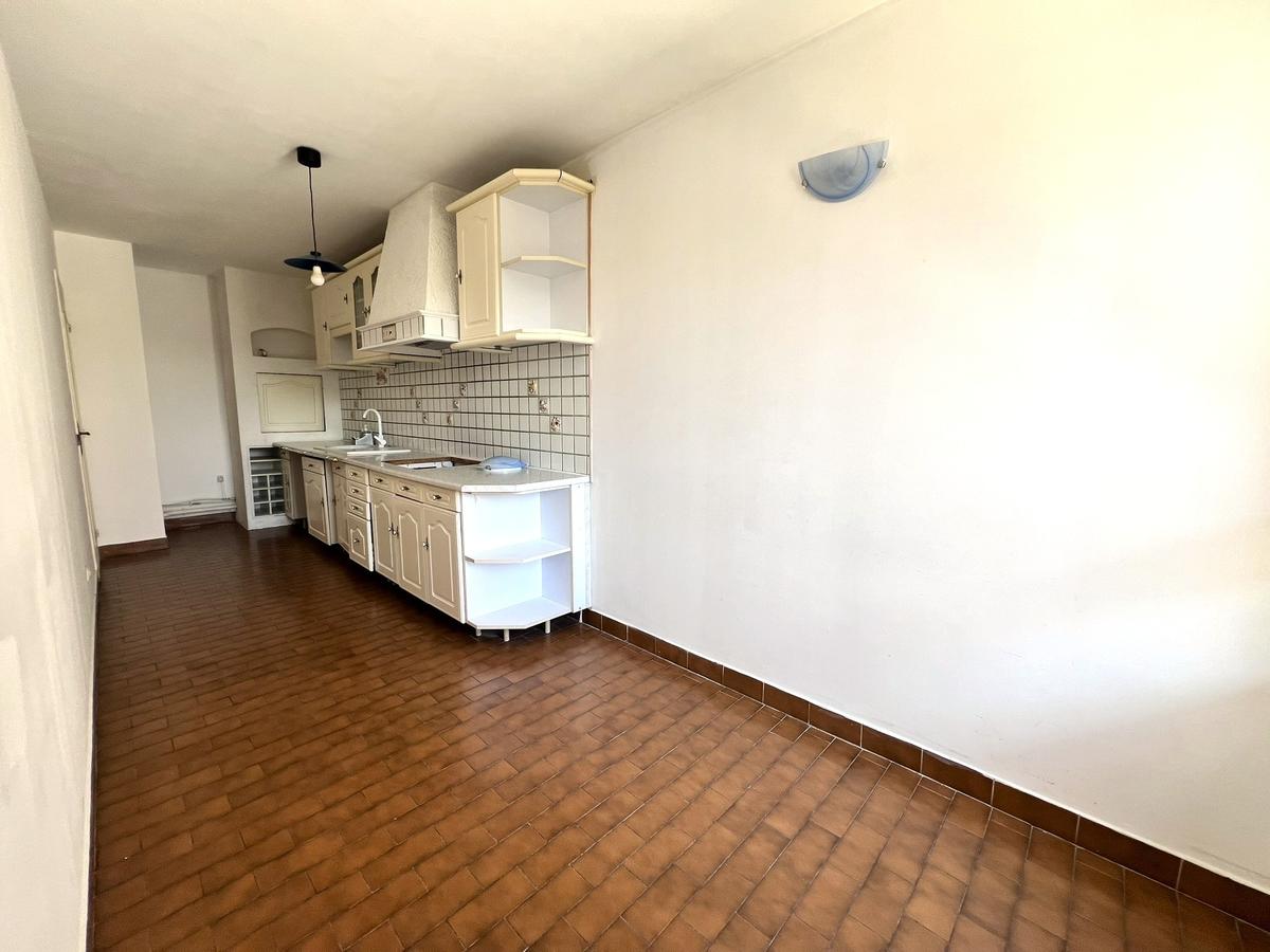 Appartement T2 Marseille 5ème avec terrasse et cave