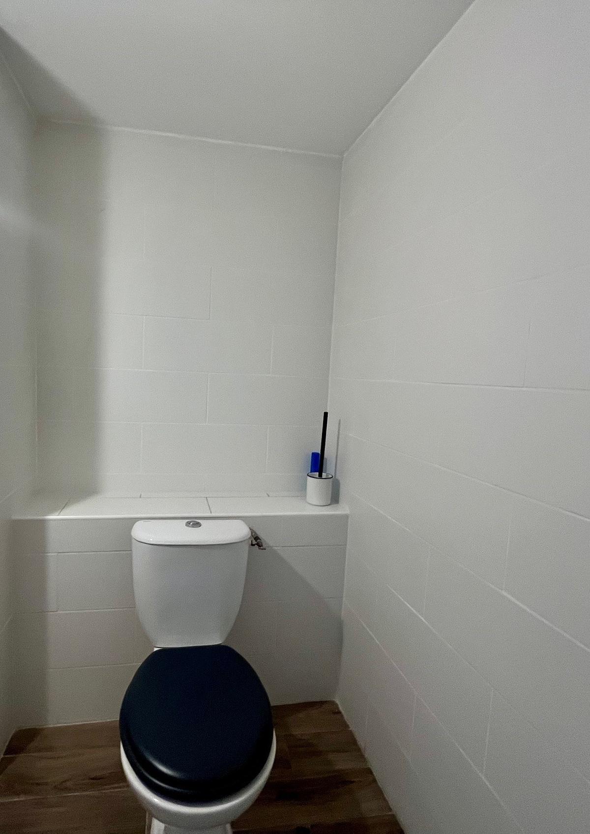 2-room professional premises with water point