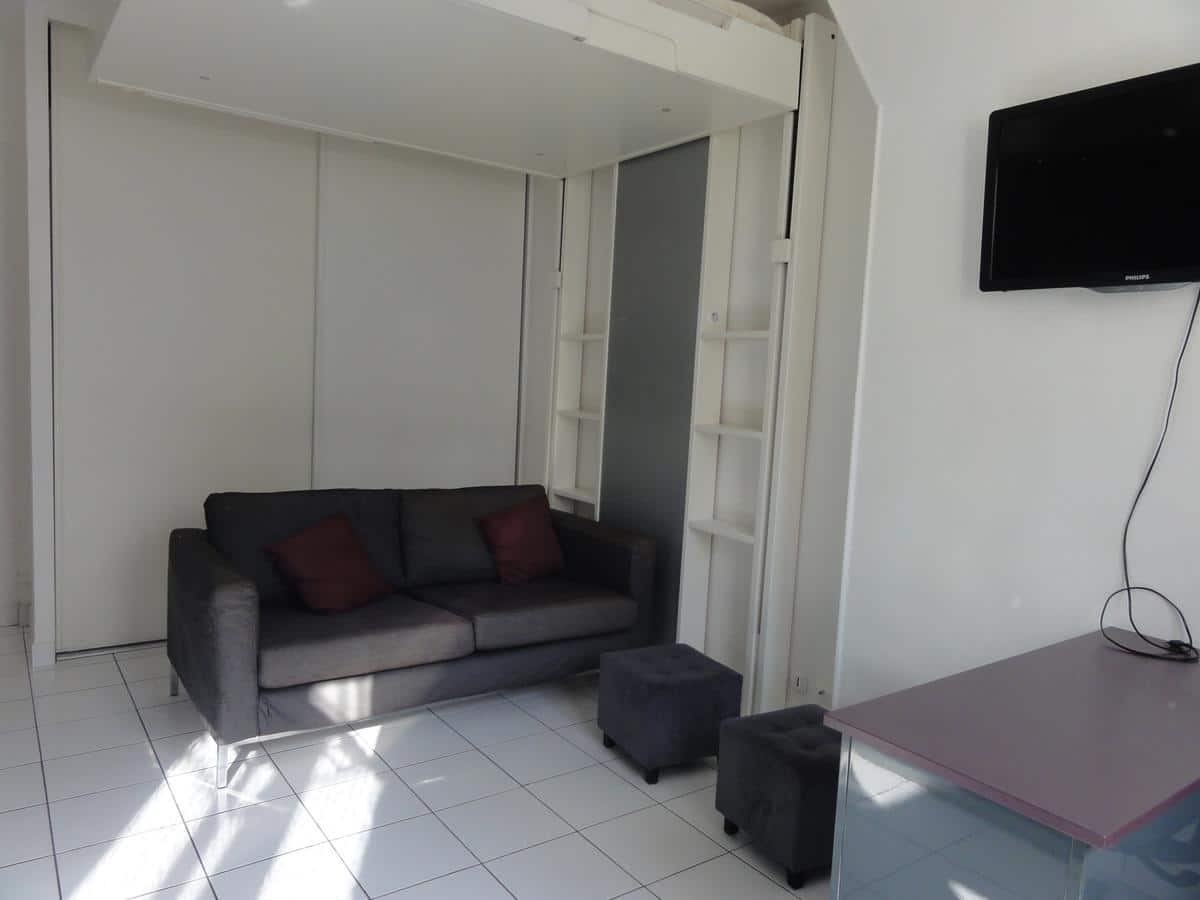 15th CAMBRONNE-SEGUR: FURNISHED STUDIO FOR RENT