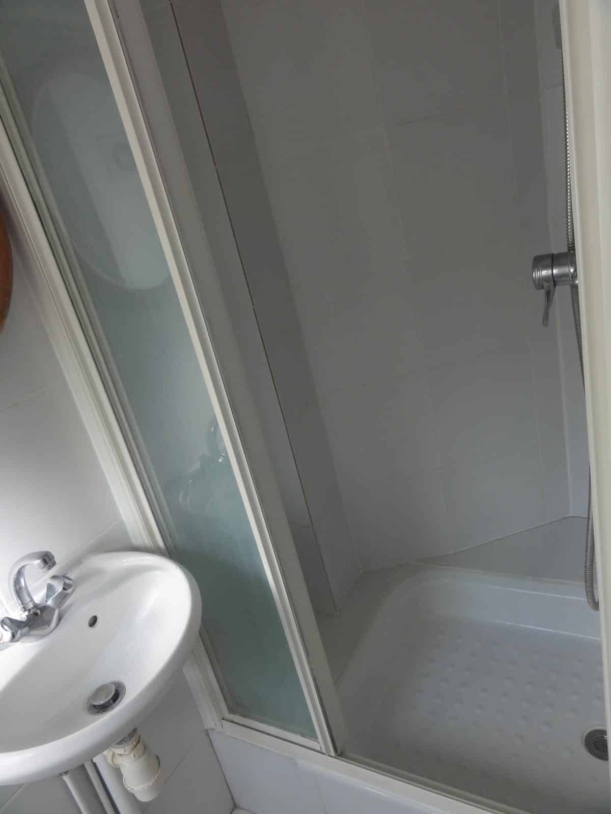 15th CAMBRONNE-SEGUR: FURNISHED STUDIO FOR RENT