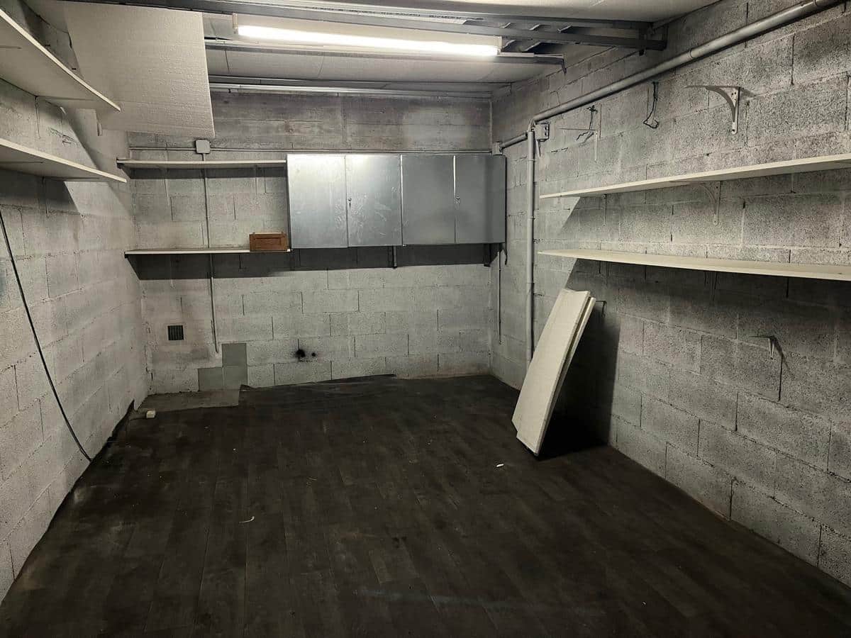 Garage de 16,89m2 avec prises et électricité