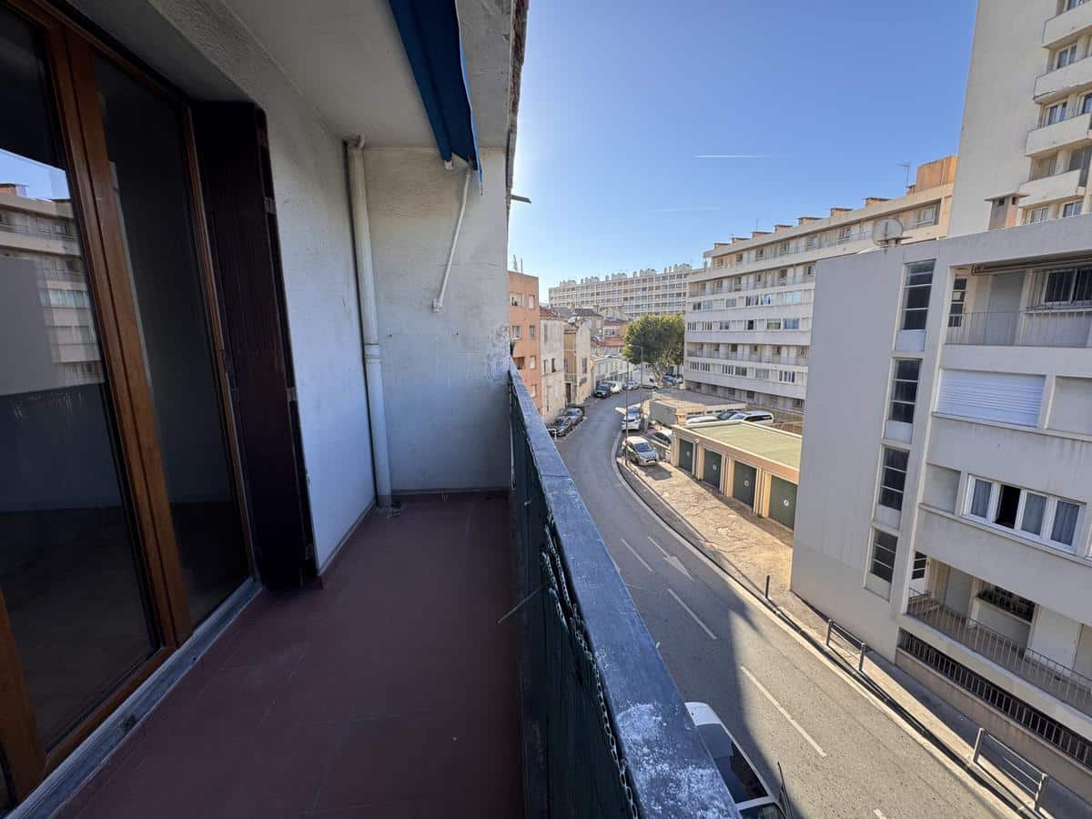 Marseille : appartement de 62.92m2 en location