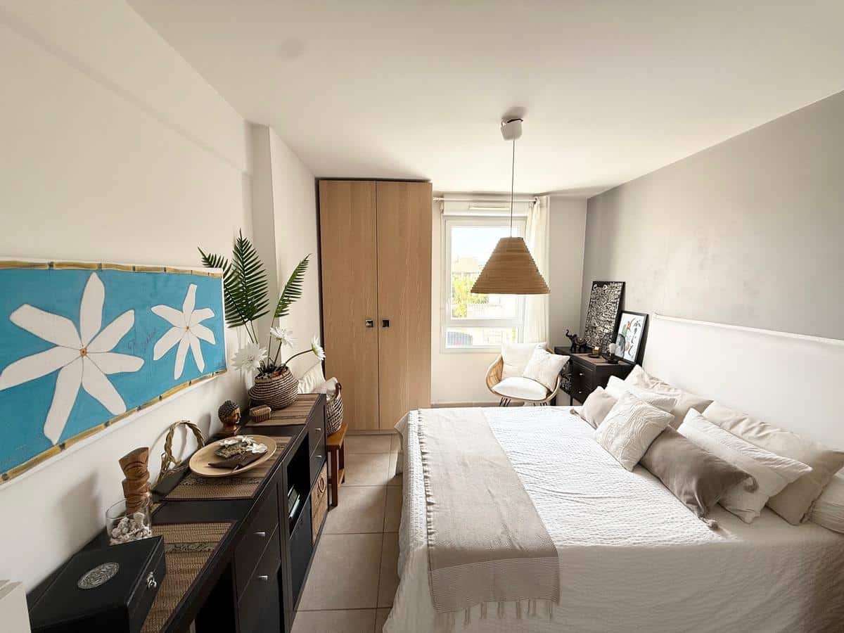 Type 2 of 48 m2 + terrace / garage Marseille 8th Montredon