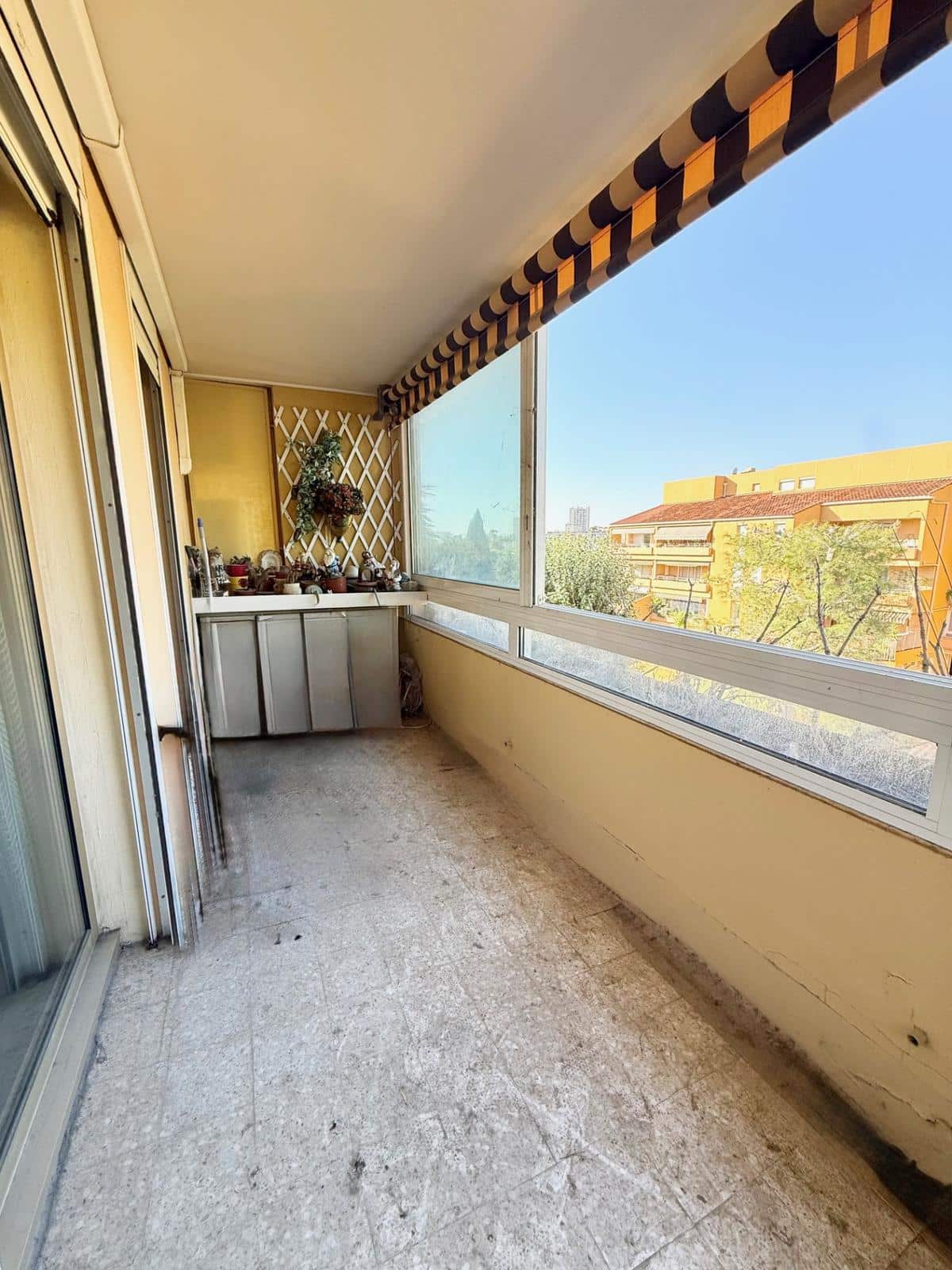Type 4 de 101,25 m2 avec terrasse et garage 13013 Marseille