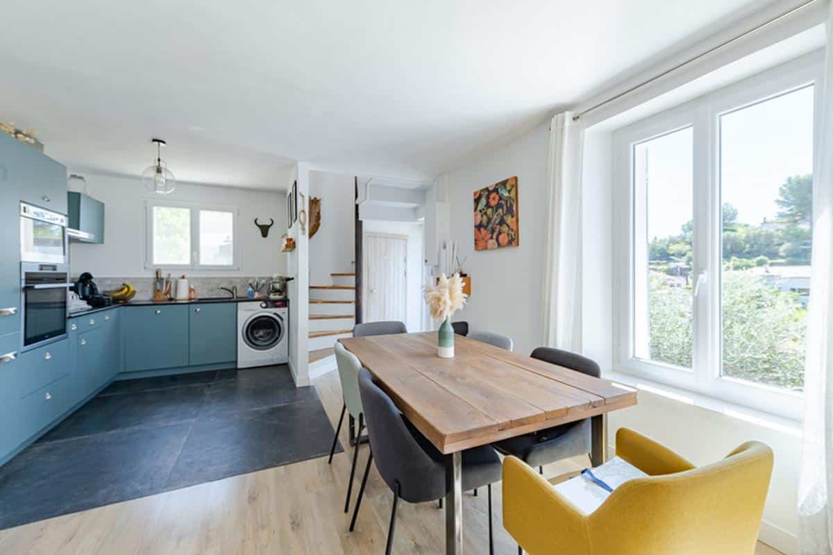 Maison de type 4 de 90 m2 sur parcelle de 330 m2 Marseille 1